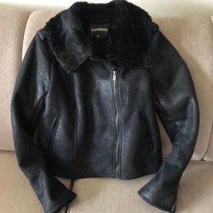Express jacket w faux fur lining sz xs